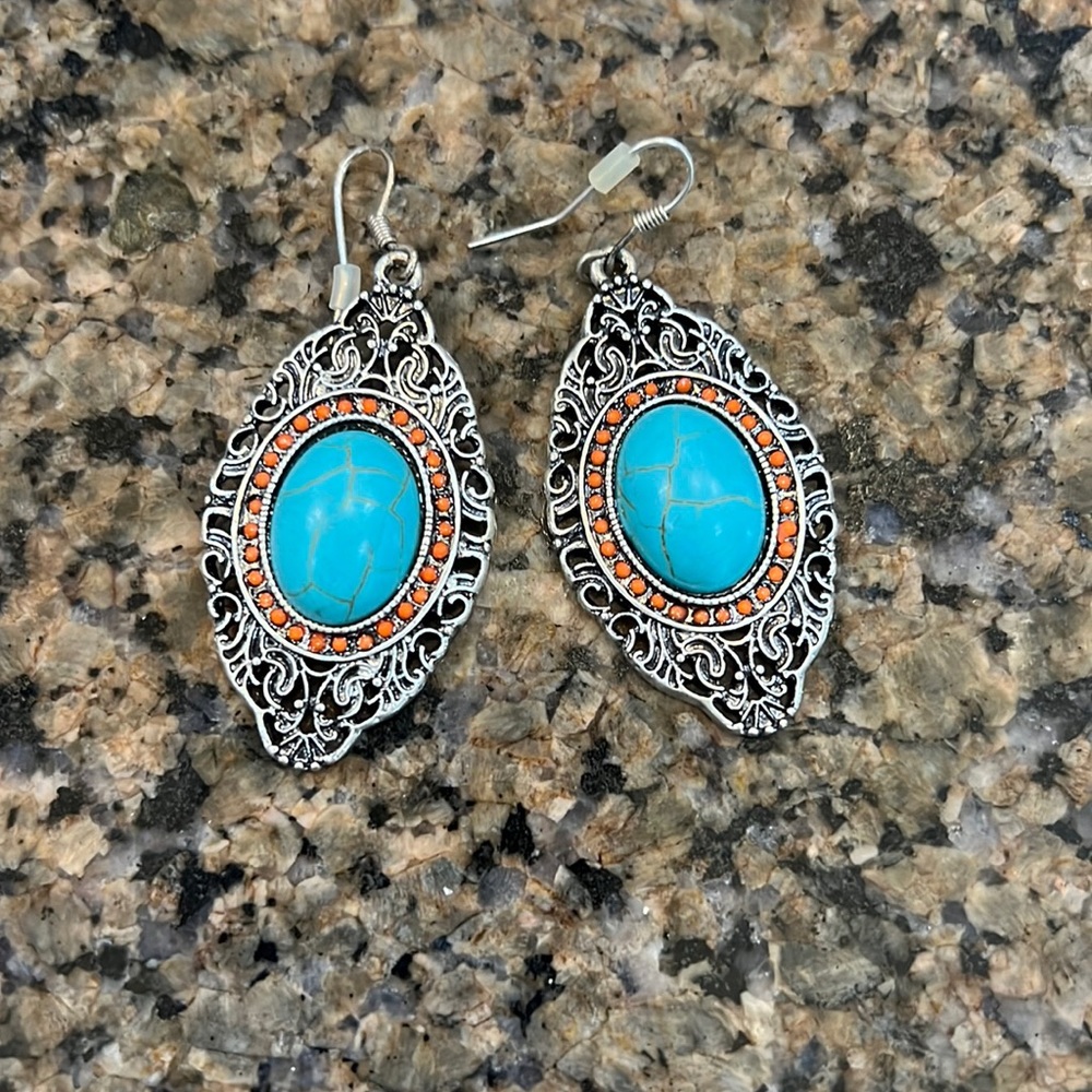 Turquoise earrings set and silver tone metal